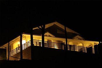 Farview Mountain Resort Villas Ooty Ngoại thất bức ảnh