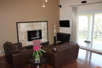 Farview Mountain Resort Villas Ooty Ngoại thất bức ảnh