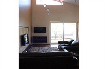 Farview Mountain Resort Villas Ooty Ngoại thất bức ảnh