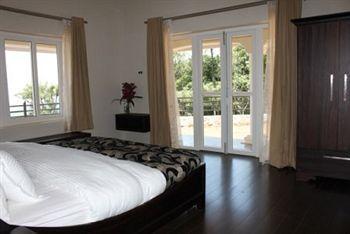 Farview Mountain Resort Villas Ooty Ngoại thất bức ảnh