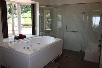 Farview Mountain Resort Villas Ooty Ngoại thất bức ảnh